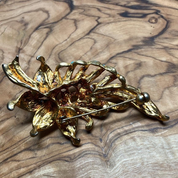 Sparkling Vintage Brooch😍 - Picture 3 of 3